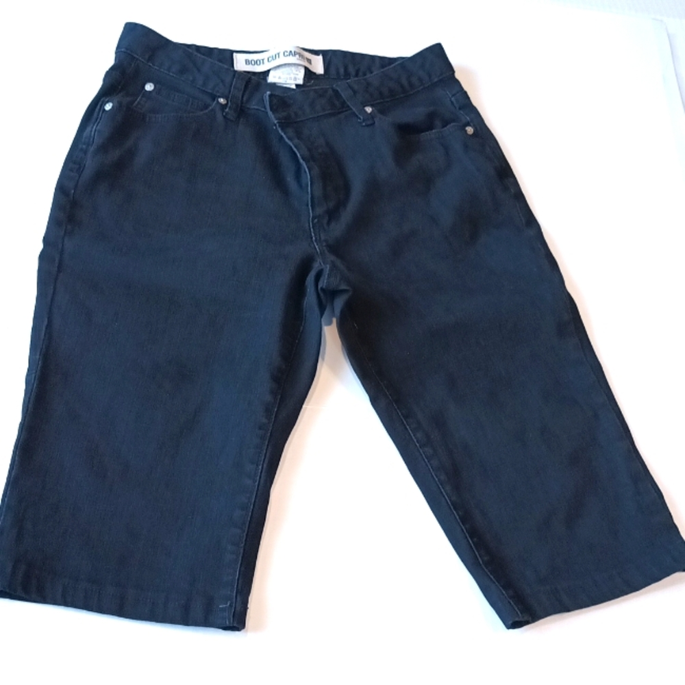 Gap women's Boot cut Capri denim shorts size 10 (M) black short pants 5 packets